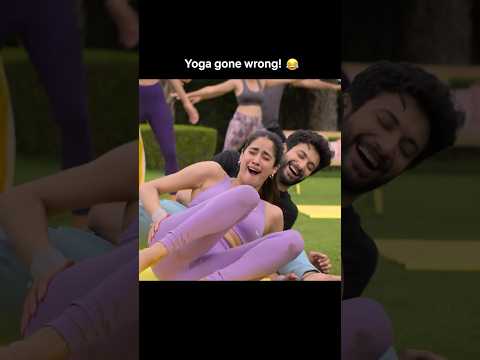 #VarunDhawan Gets JEALOUS Watching #JanhviKapoor And #RohitSaraf 😳🧘 | #SSKTK #romcom thumbnail