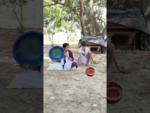 Pac Man Piche Pad Gaya ? #shorts #ytshorts #viralvideos #pacman thumbnail