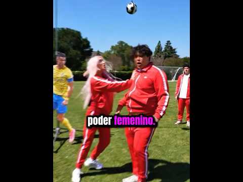 Stokes Twins Cuando El Falso Poder Femenino de Kat Fue Expuesto😳 thumbnail