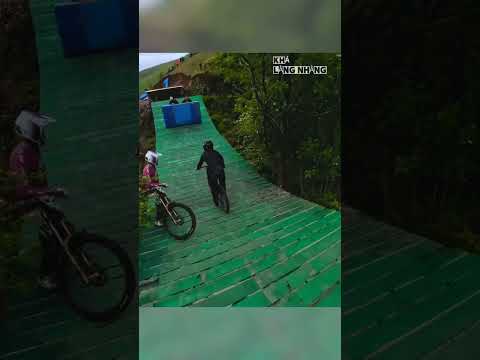 Red Bull Nói Không – Tay Đua Nói Làm @MattJones thumbnail