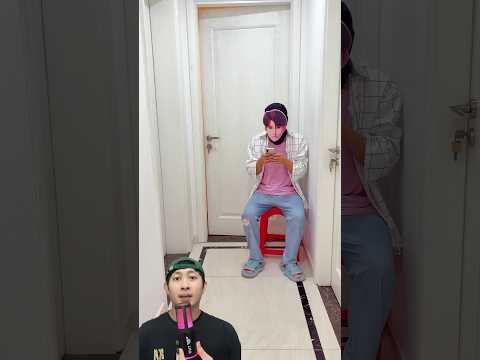 PAPA DIKEJAR MONSTER MENGERIKAN DALAM RUMAH‼️🤯😱@PresentHunt #remix #dubbing #trending thumbnail