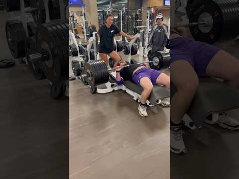 She couldn’t spot me with 800lbs😭🙏 luckily I had my Superhuman BURN by Alpha Lion! thumbnail
