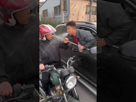 Bike Wale ka Hogaya katai EGo hurt 🗣️🤣 (Bola toh katai bawal) #shorts #funny #trending thumbnail
