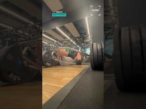 Sounds Like That Hurt 😱 #gymfail #fail thumbnail