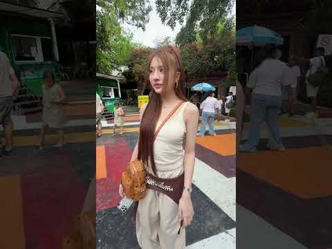 ระวังลิงขโมยกระเป๋านะ thumbnail