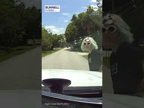 Florida teenager on e-scooter slams into deputy’s patrol car thumbnail