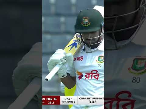 Khurram Shahzad gets the dangerous Mehidy Miraz #BANvPAK  | M9I1H thumbnail