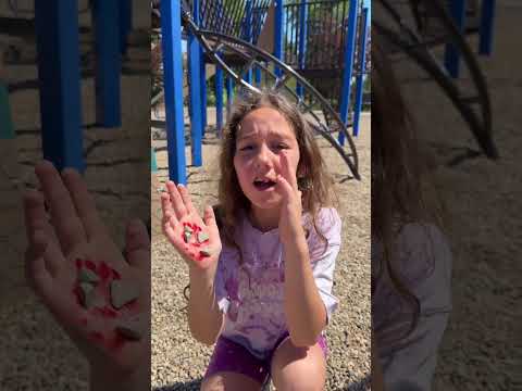 Sierra Got Hurt in the Garden |  Rhia Helps Her Sister thumbnail