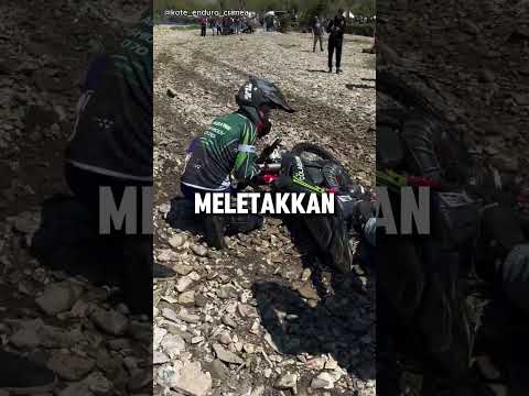 Cara Ngatasin Motor Yang NGEGAS terus thumbnail