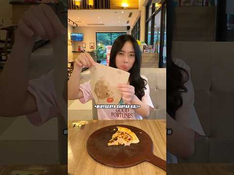 CARA MAKAN PIZZA YG TERAKHIR TERNYATA SESERAM ITU !!! 😱 thumbnail