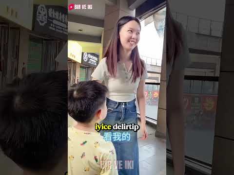 Uyanık Anne Korkunç Köpekle Robotu Tehdit Etti! 🤫🐶 thumbnail