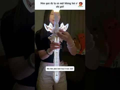 Món Quà Bất Ngờ Có 1 0 2 Và Phản Ứng Không Thể Tin Nổi thumbnail