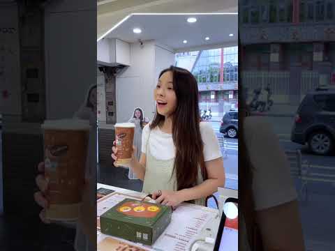 奇怪後面那個人好像我？♥ 滴妹 thumbnail