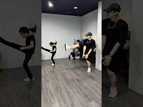 2 มิถุนายน ปีเรวะ 8 thumbnail