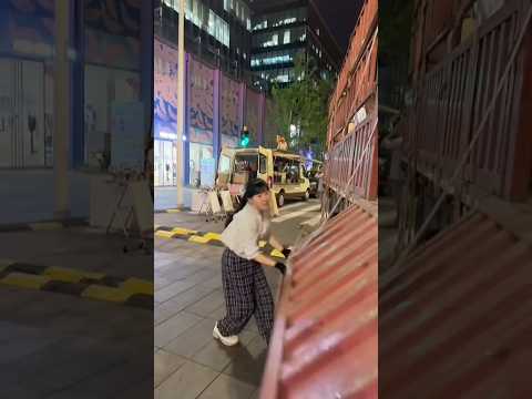 Chuyến hàng đêm muộn của nữ tài xế xinh đẹp #truckdriver #trucking #automobile #trucklife #trucker thumbnail
