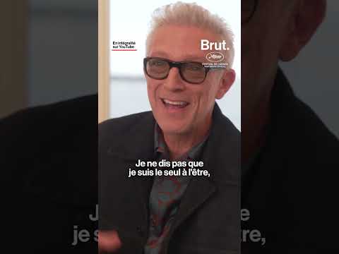 "J'ai toujours misé sur le fait que je suis unique." thumbnail