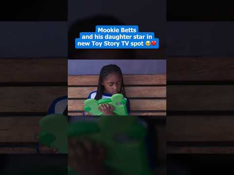 Mookie Betts and his daughter, Kynlee, starred in a new Toy Story 5 TV promo 🥹 thumbnail