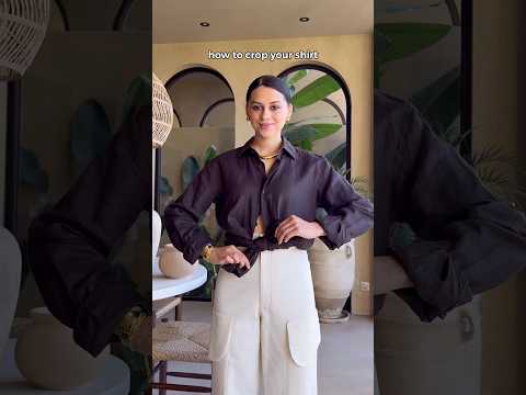 How to crop your shirt 🤎 YES or NO? 👀🤯 #howto #fashionhacks thumbnail