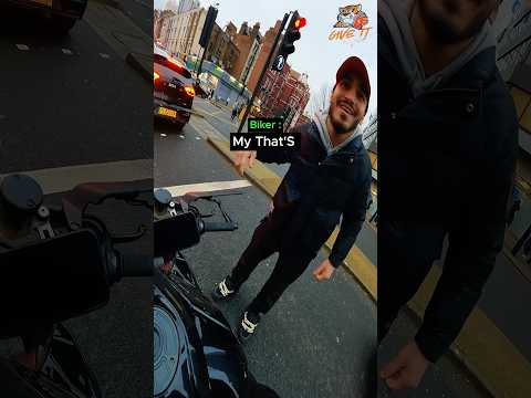Biker’s Casual Ride Turns Into a Surprise Invite from Fellow Riders thumbnail