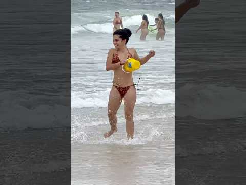 🇧🇷 Santos Guaruja Beach A Beautiful Day thumbnail