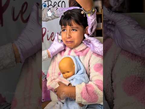 عملنا بيرسينج لأربع بنات قرايب 🙂 #momlife thumbnail