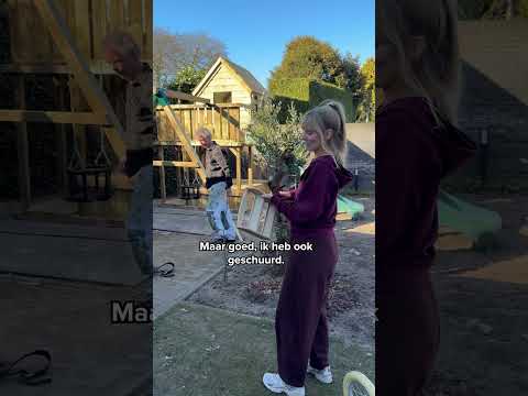 Een speelhuisje voor Nami bouwen! ?? thumbnail