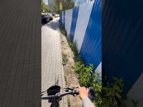 ШУХЕР НА ВЕЛОСИПЕДЕ #shorts thumbnail