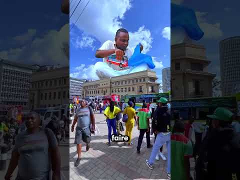 Ce garçon a emporté le bus du marché 😱😂 thumbnail
