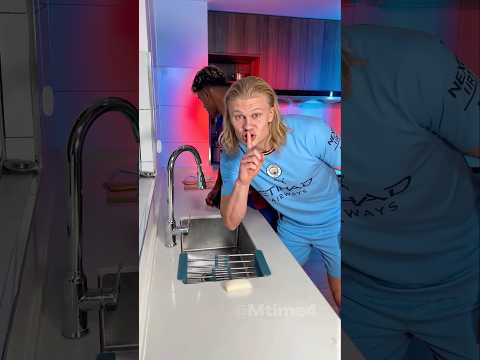 He Scared Me So Bad ? #football #haaland #parody thumbnail