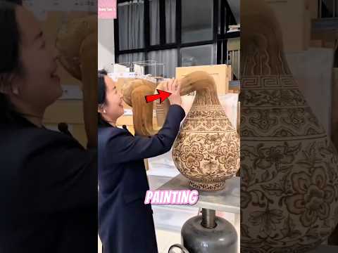 Sentuh Lukisan 100 Miliar di Dubai, Gadis Ini Hampir Bikin Bencana! thumbnail