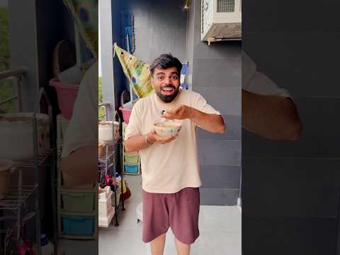 Gaurav nai kha liya popcorn #gauravaroravlogs #youtubeshorts #shorts thumbnail