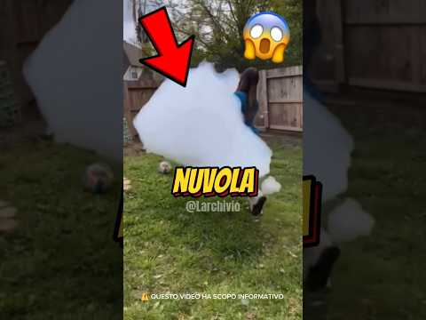 PERCHÉ QUESTA NUVOLA È CADUTA DAL CIELO? 😱 #curiosità #informative thumbnail