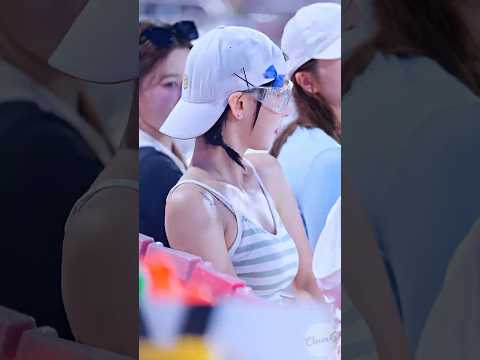 어깨춤이 이렇게 좋습니다 정희정 치어리더 鄭熙靜 Jung Hee-jung cheerleader ktwiz thumbnail