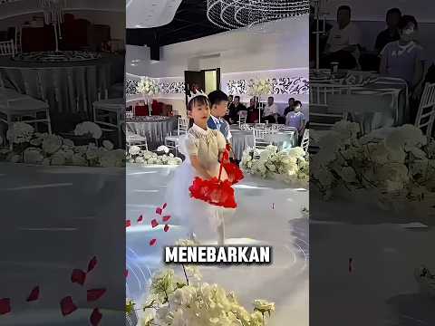 Anak Kecil ini Berdandan Mirip Princess Dihari Pernikahannya ?‍♀️? thumbnail