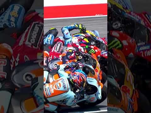 Four abreast into Turn 1 🤯🤯 thumbnail