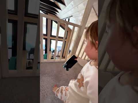 Cute baby cute cat mode cute little girl😻♥️ thumbnail