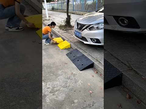 ¡¿Puso Cajas de Plástico Frente al Auto de Papá?! 😳🚘📦 thumbnail