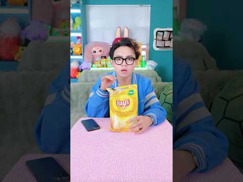 Tried to fool mom but got a beating instead 😂 🍿 🥗 #taihoa #funny #shorts thumbnail