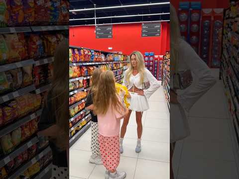 ماذا نختار للأطفال في المتجر؟ ? #عائلة #دبي #shorts# viral #الامارات thumbnail