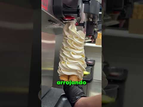 EL HELADO MÁS GRANDE DEL MUNDO!! 😯 thumbnail