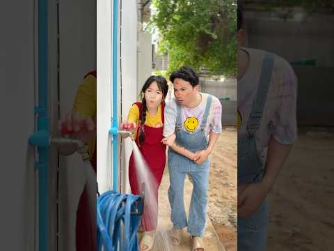 ล้างหน้าให้ปะป๊า #ตลก #โบ๊ะบ๊ะshorts #พี่นาว #shorts thumbnail