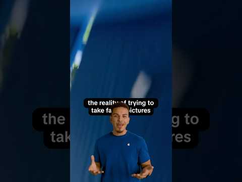 Get everyone in frame with Camera Remote on Apple Watch. Tip from Nathan at the Apple Store. #Shorts thumbnail