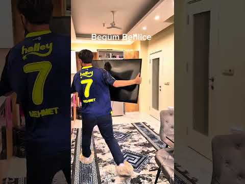 Fenerli taraftar tv kırdı thumbnail