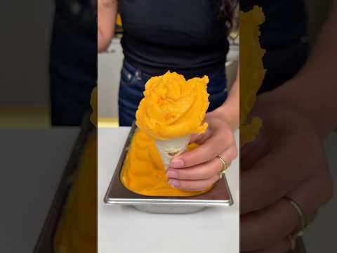 Saf Tat / Pure Taste #icecream #dondurma #busezeynep thumbnail