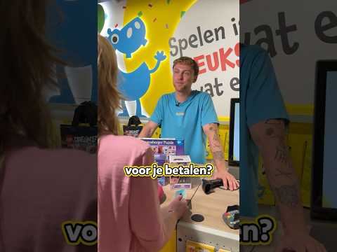 KLANT laat KASSAMEDEWERKER BETALEN? #intertoys thumbnail