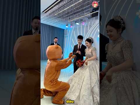 Bất ngờ cầu hôn cô dâu thumbnail