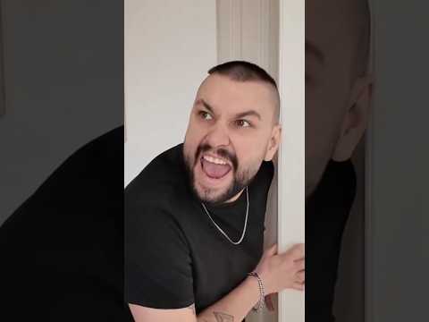 Gdy MIESZKASZ z KOLEGĄ thumbnail