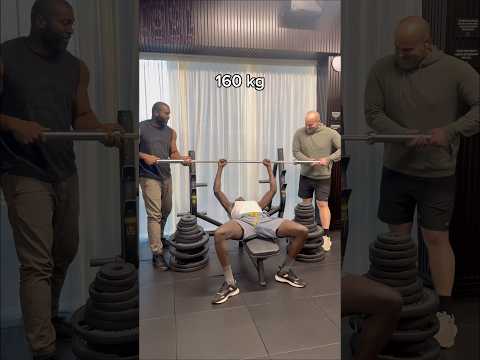 That last rep had me fighting for my life ,Appreciate the backup🏋🏾‍♂️💪🏾💪🏻#learnfromkhaby #gym thumbnail