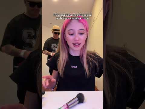 Ogni volta prima di uscire 💋 thumbnail