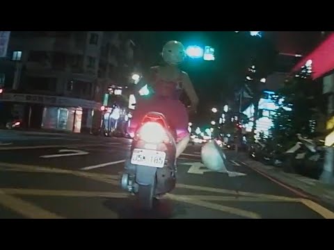 【車禍影片】你自己開始這場道具賽的，休怪我無情 thumbnail